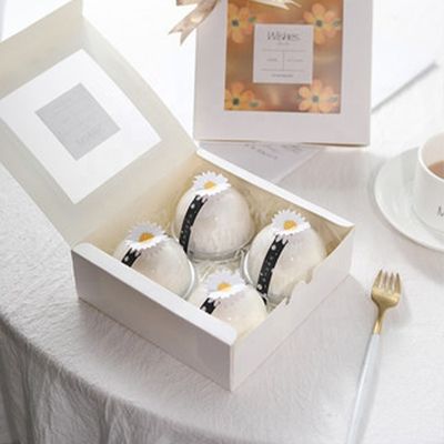 Fenster-Torte C2S Art Paper White Bakery Box wickelte schön ein