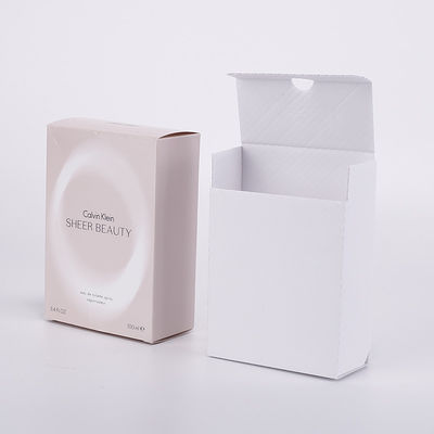 Bereiten Sie die Lackierung des kundenspezifischen kosmetischen Verpackens einpackt Luxusgeschenk auf