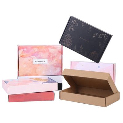 Faltbares 1.5mm Grey Cardboard Gift Packing Boxes 300gsm Artpaper