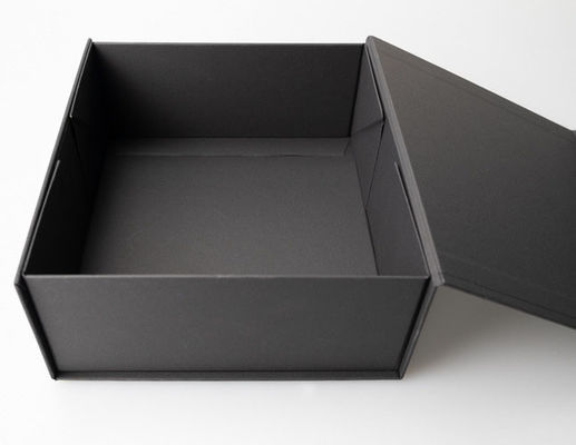 157gsm Art Paper Black Gift Box mit dem Deckel-faltbaren steifen magnetischen Verpacken