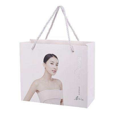 Einkaufsverpackenlamelliertes Logo C1S Art Paper Tote Bags Custom