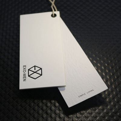 Kraftpapier kundenspezifischer Hang Tags With String Debossed-Logo-350g