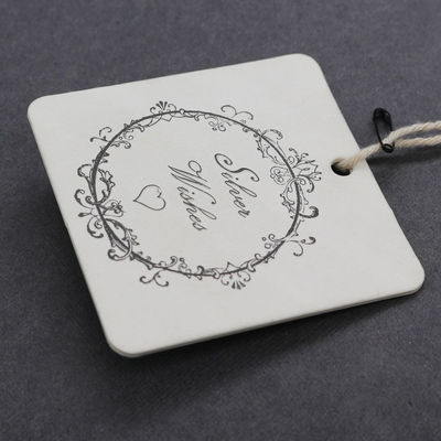 Kraftpapier kundenspezifischer Hang Tags With String Debossed-Logo-350g