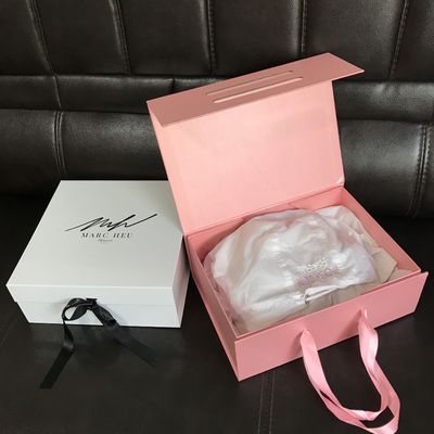 Zusammenklappbare Geschenkbox der Geburtstags-magnetische Falten-CMYK PMS mit Band